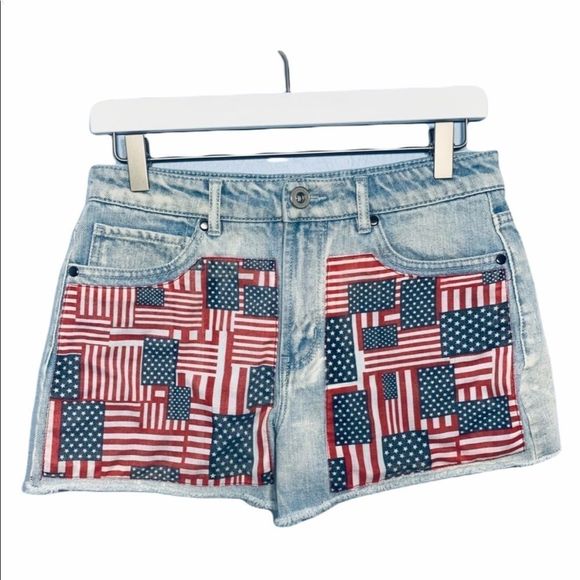 EUC Forever 21 American Flag Cut Off Jean Shorts - Picture 4 of 10